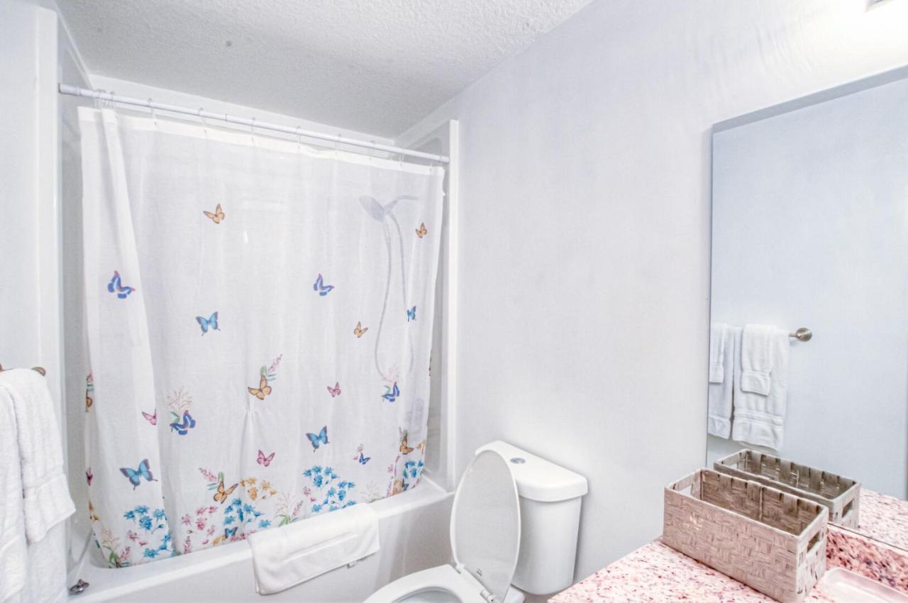Fantastic Private Complex -beachfront 2bd Ocean Villa! Gorgeous Amenities Holiday home Panama City Beach