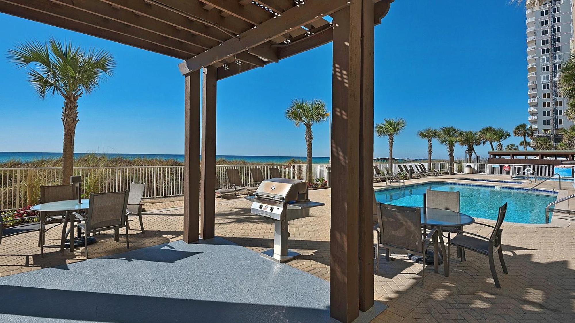 Fantastic Private Complex -beachfront 2bd Ocean Villa! Gorgeous Amenities Holiday home